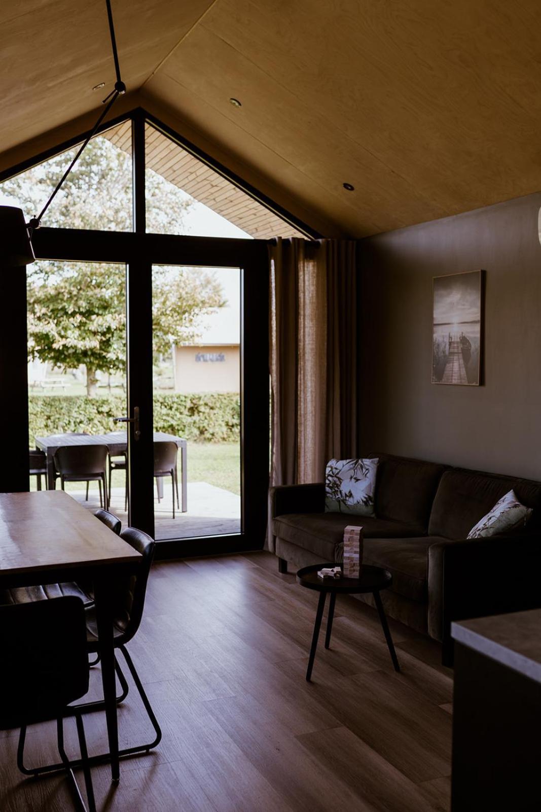 Bant Tiny House Xxl酒店 外观 照片